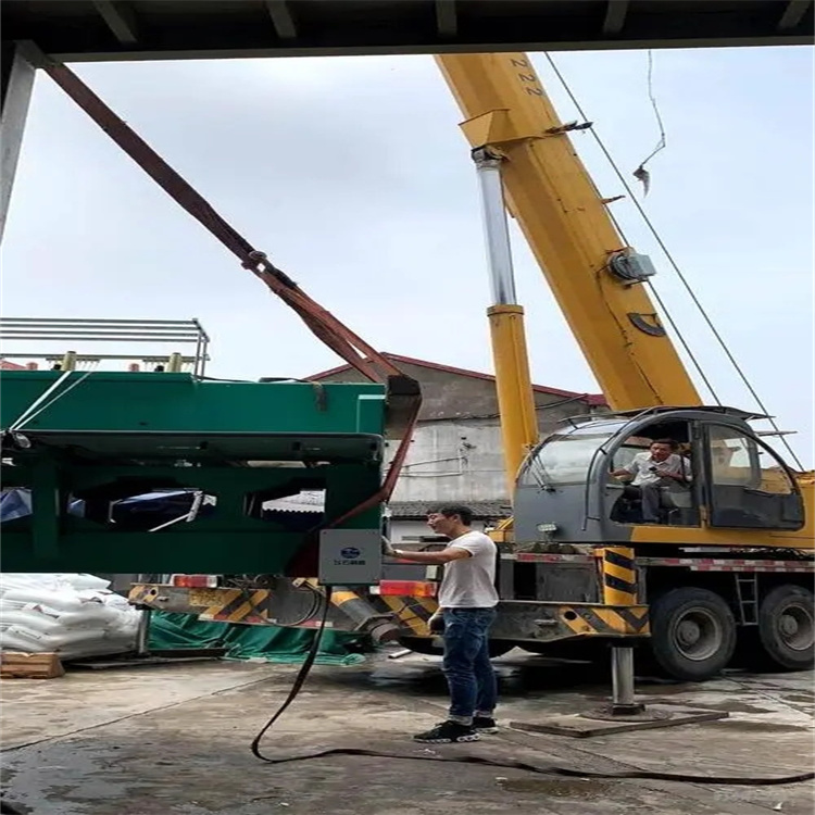 美兰大吨位吊车租赁应急保障方案|化解突发吊装需求难题